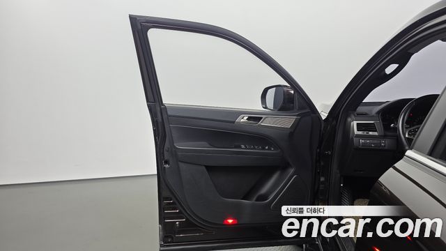 KG Mobility Rexton 2018 — photo 14