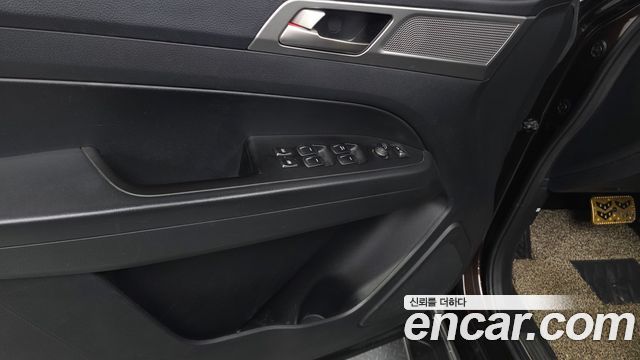 KG Mobility Rexton 2018 — photo 27