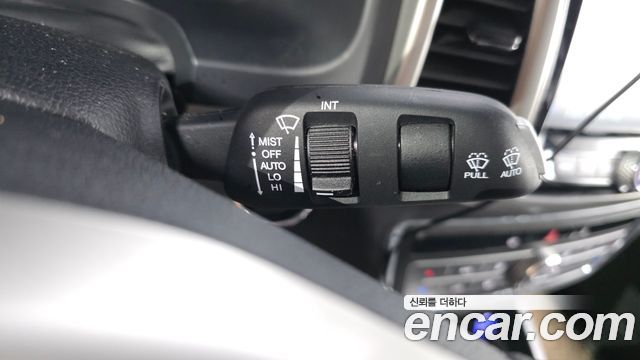 KG Mobility Rexton 2018 — photo 30