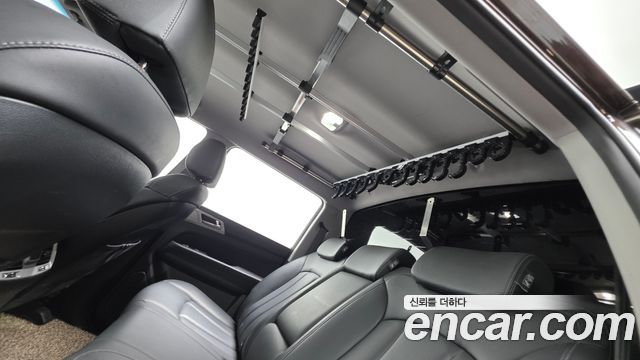 KG Mobility Rexton 2018 — photo 32