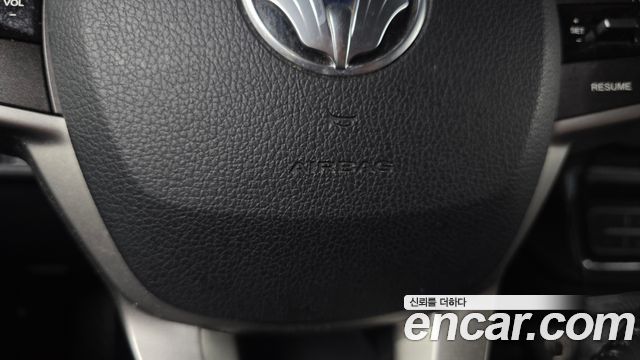KG Mobility Rexton 2018 — photo 35