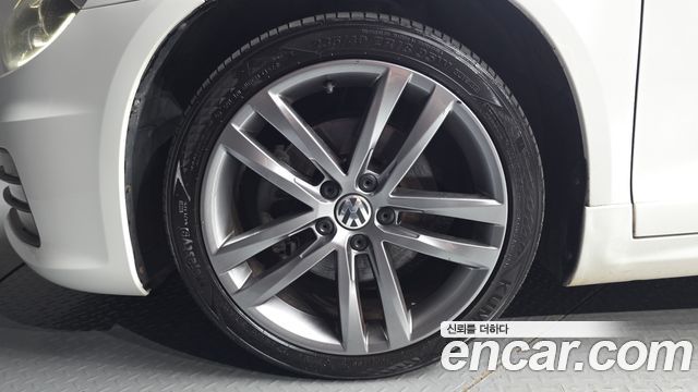 Volkswagen Scirocco 2015 — photo 5