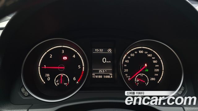 Volkswagen Scirocco 2015 — photo 8