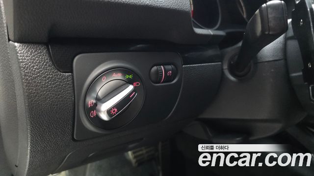 Volkswagen Scirocco 2015 — photo 17