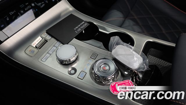 Genesis GV70 2025 — photo 12