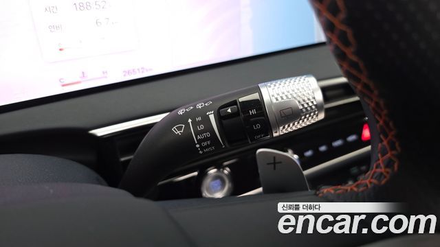 Genesis GV70 2025 — photo 30