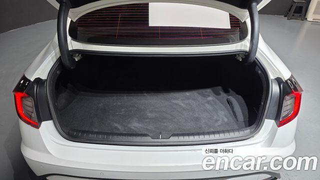 Hyundai Sonata 2020 — photo 24