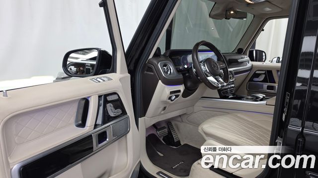 Mercedes-Benz G-Class 2021 — photo 13