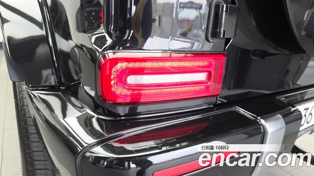 Mercedes-Benz G-Class 2021 — photo 9