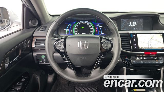 Honda Accord 2017 — photo 13