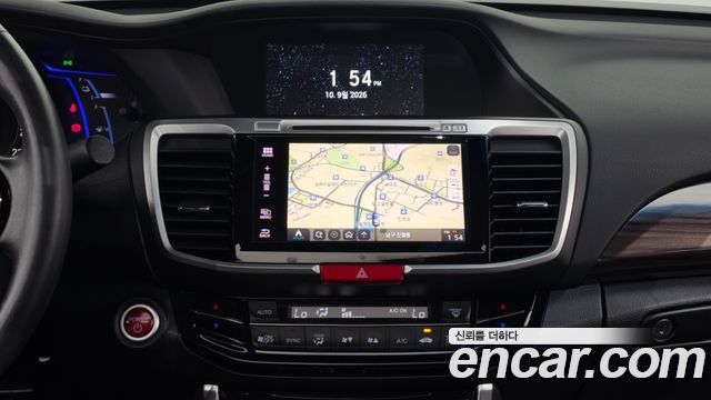 Honda Accord 2017 — photo 14