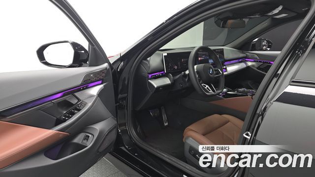 BMW 5-Series 2026 — photo 13
