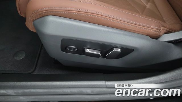 BMW 5-Series 2026 — photo 32
