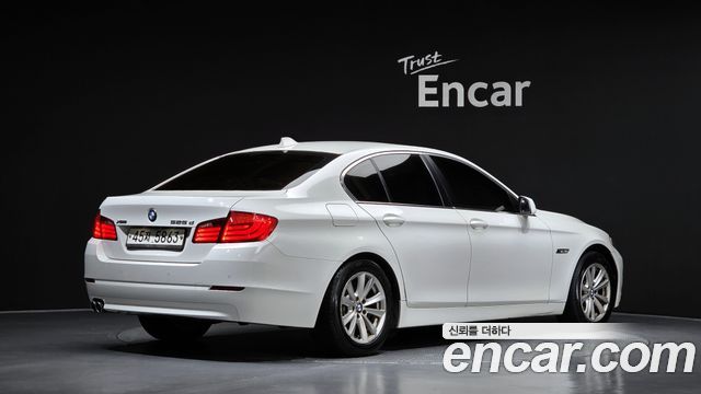 BMW 5-Series 2013 — photo 2