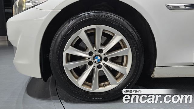 BMW 5-Series 2013 — photo 5