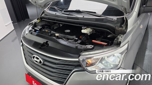Hyundai Starex 2019 — photo 6