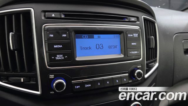 Hyundai Starex 2019 — photo 22