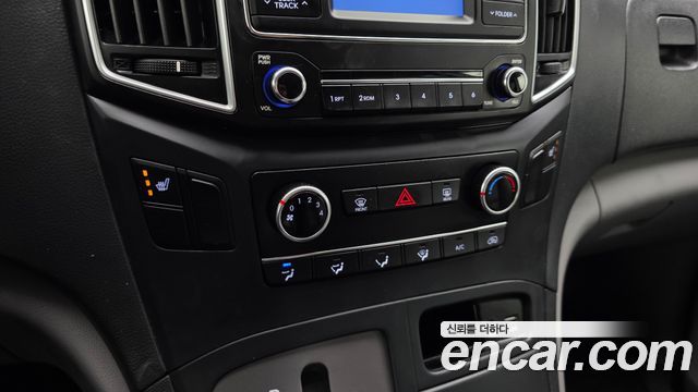 Hyundai Starex 2019 — photo 23