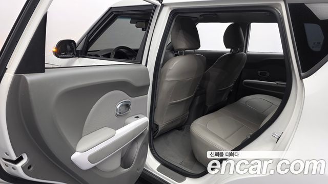 Kia Soul 2018 — photo 16
