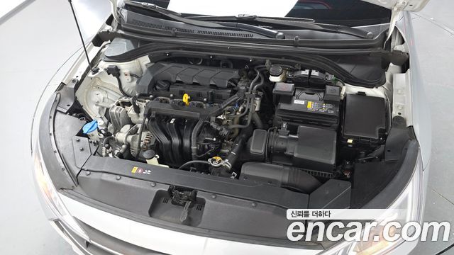 Hyundai AVANTE 2020 — photo 6
