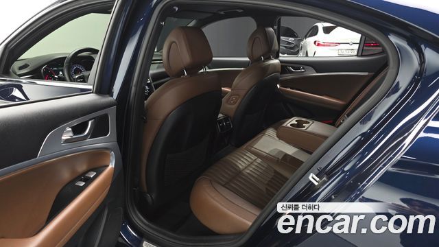 Genesis G70 2018 — photo 17