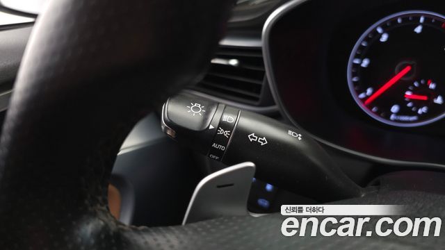 Genesis G70 2018 — photo 29