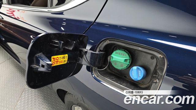 Genesis G70 2018 — photo 33