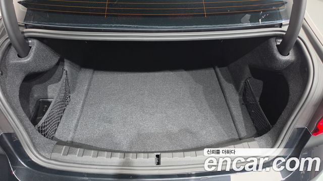 BMW 3-Series 2020 — photo 24