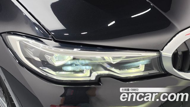 BMW 3-Series 2020 — photo 8