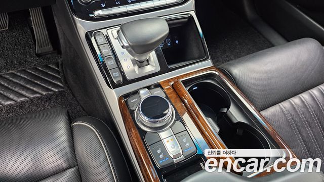 Genesis EQ900 2016 — photo 12