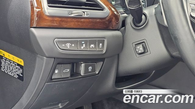 Genesis EQ900 2016 — photo 22
