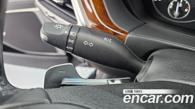 Genesis EQ900 2016 — photo 24