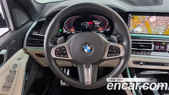 BMW X7 2021 — photo 20