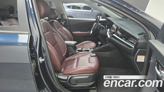 Kia Niro 2020 — photo 11