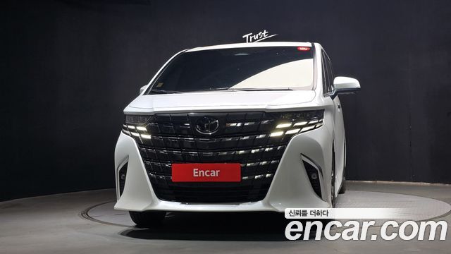 Toyota Alphard 2024 — photo 3