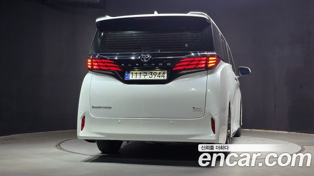 Toyota Alphard 2024 — photo 4