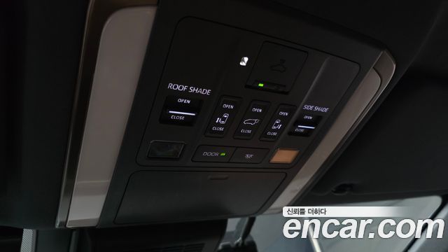 Toyota Alphard 2024 — photo 27