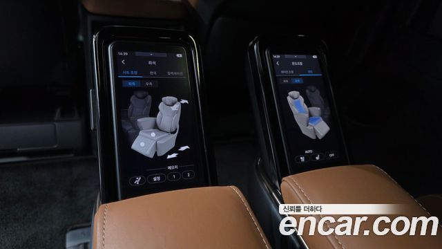 Toyota Alphard 2024 — photo 31