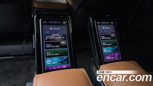 Toyota Alphard 2024 — photo 35