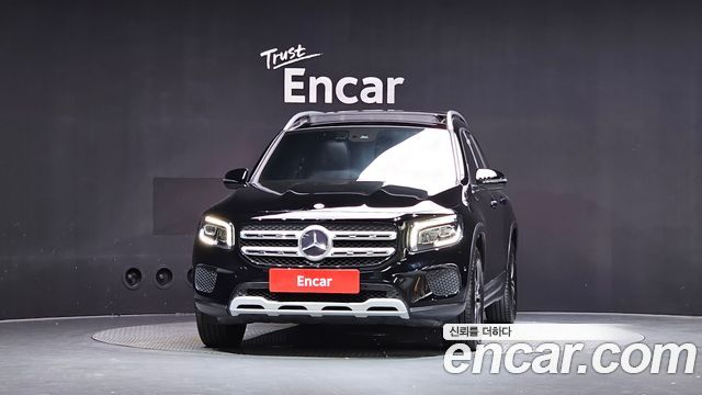 Mercedes-Benz GLB-Class 2021 — photo 3