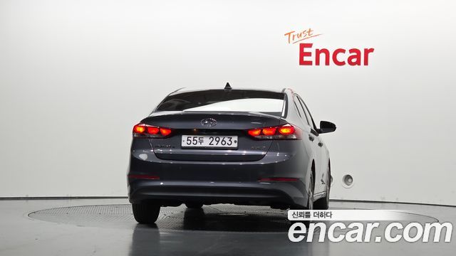 Hyundai AVANTE 2016 — photo 4