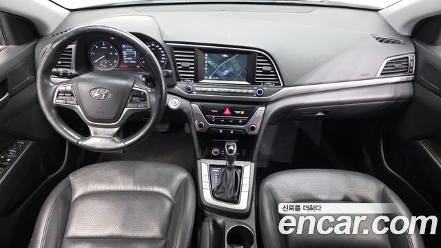 Hyundai AVANTE 2016 — photo 7