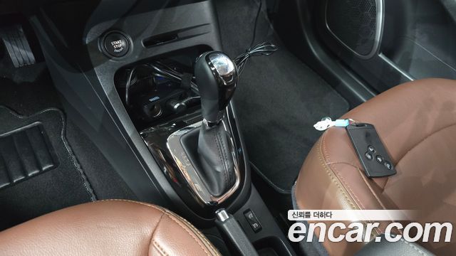 Renault Korea QM3 2015 — photo 12