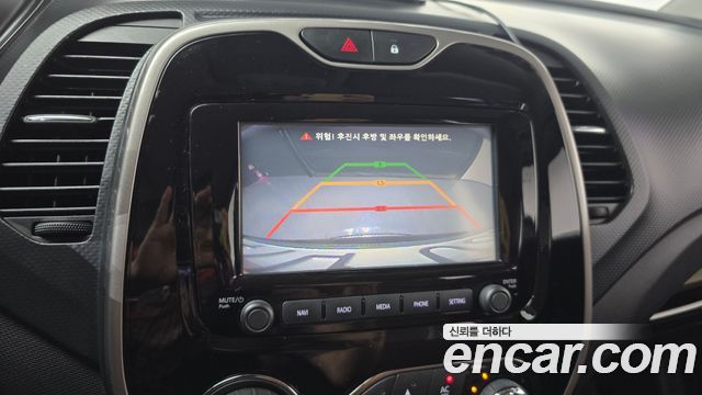 Renault Korea QM3 2015 — photo 20