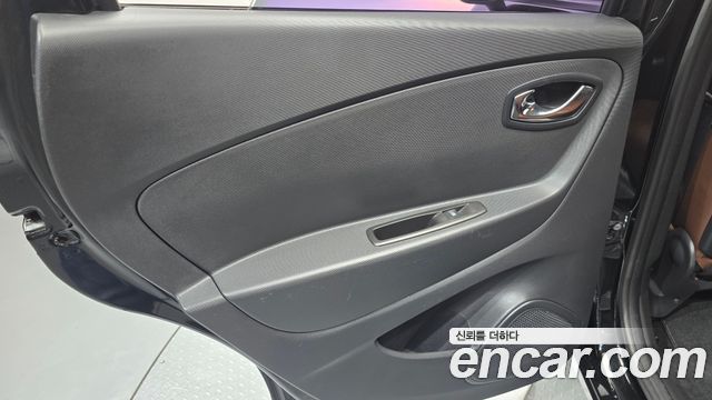 Renault Korea QM3 2015 — photo 15