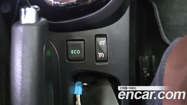 Renault Korea QM3 2015 — photo 30