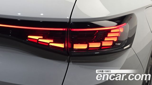 Volkswagen ID.4 2023 — photo 9