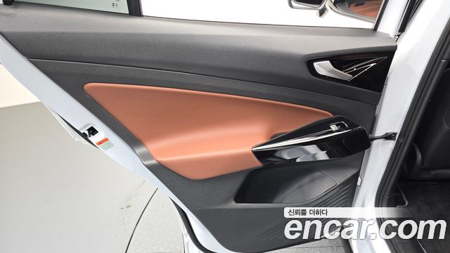 Volkswagen ID.4 2023 — photo 15