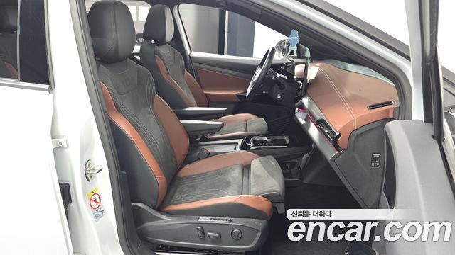 Volkswagen ID.4 2023 — photo 16