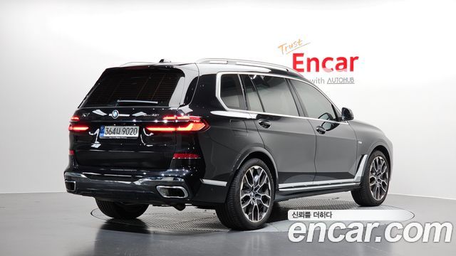 BMW X7 2026 — photo 2